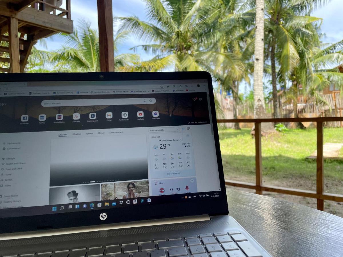 Siargao Sunflower Suites General Luna  Eksteriør billede