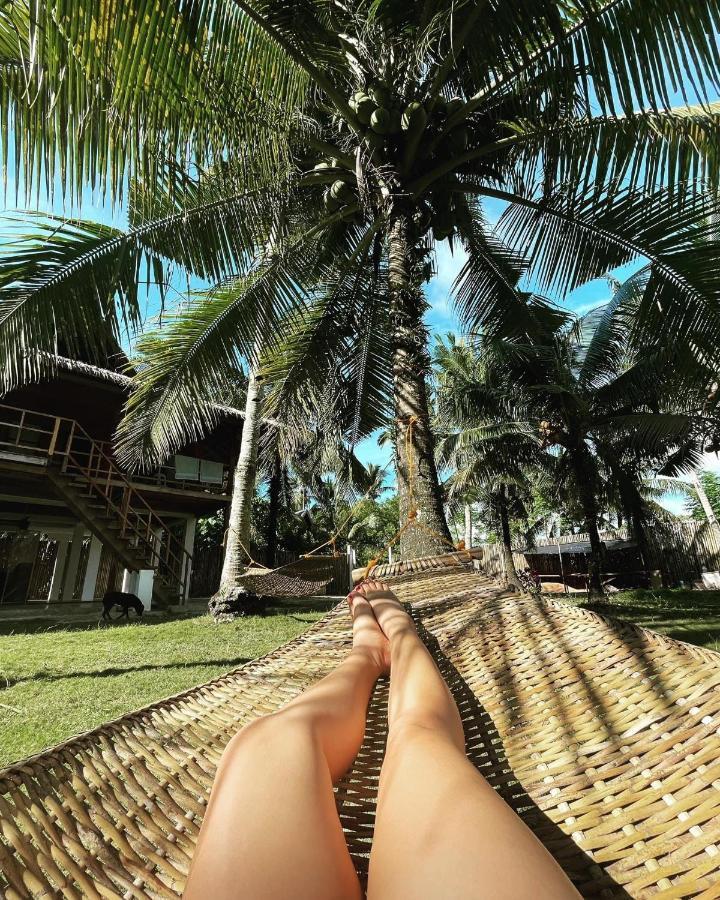 Siargao Sunflower Suites General Luna  Eksteriør billede