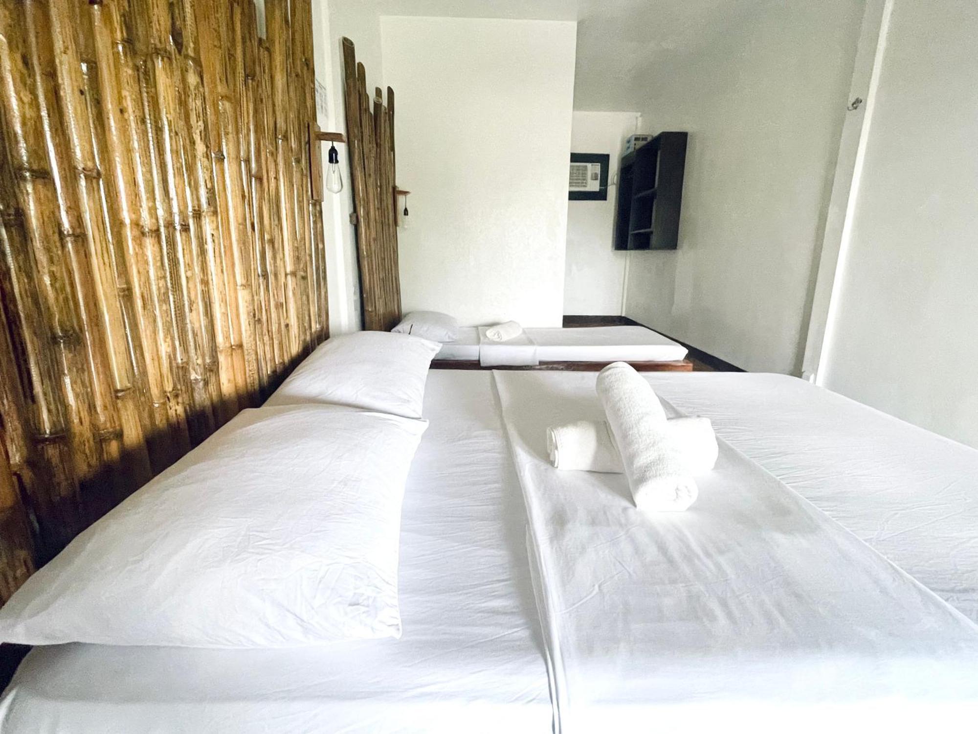 Siargao Sunflower Suites General Luna  Eksteriør billede