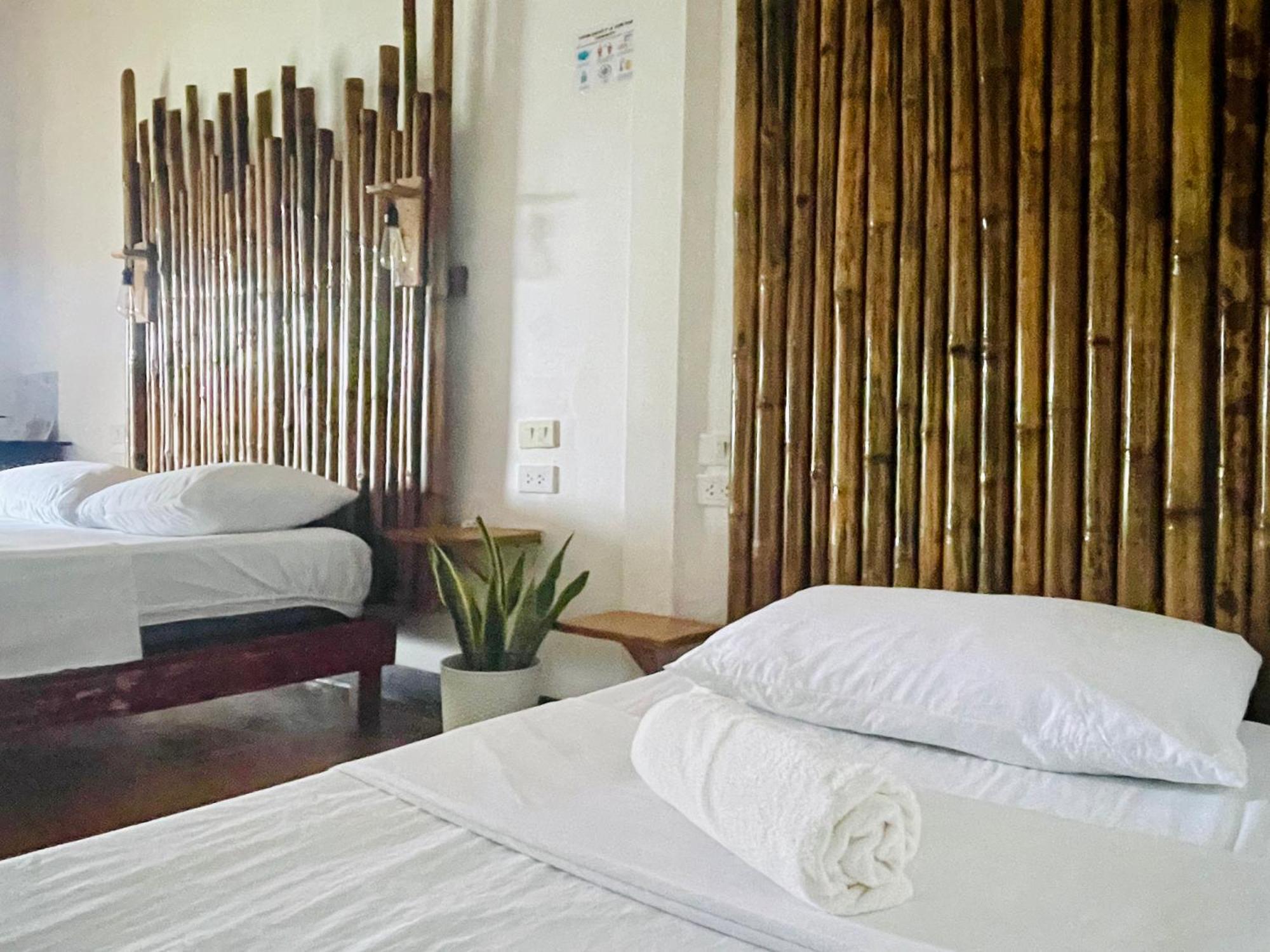 Siargao Sunflower Suites General Luna  Eksteriør billede