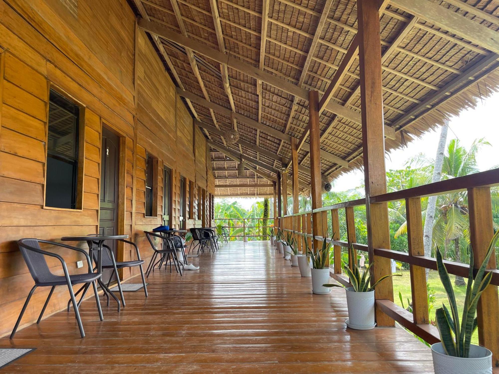 Siargao Sunflower Suites General Luna  Eksteriør billede