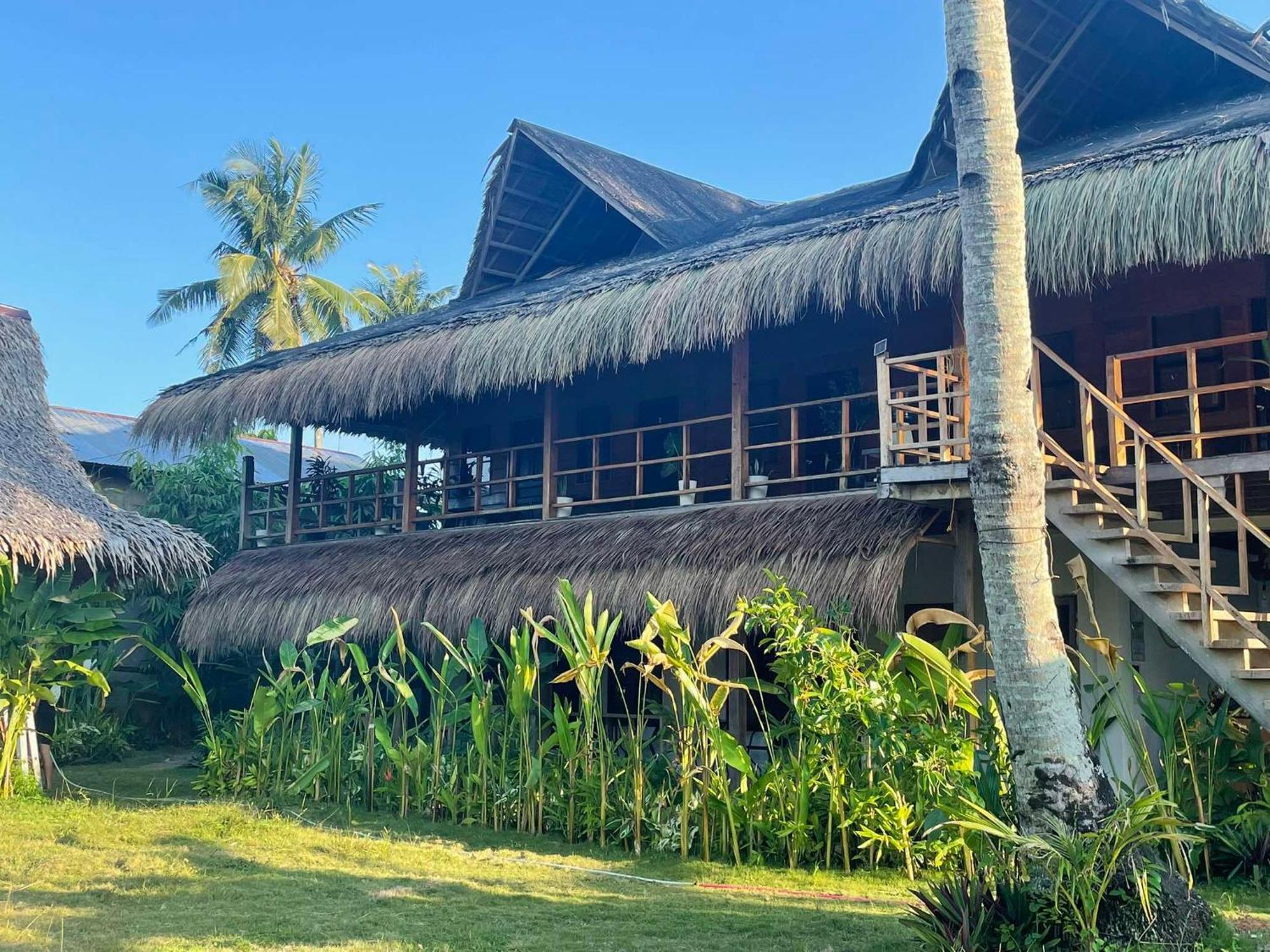 Siargao Sunflower Suites General Luna  Eksteriør billede