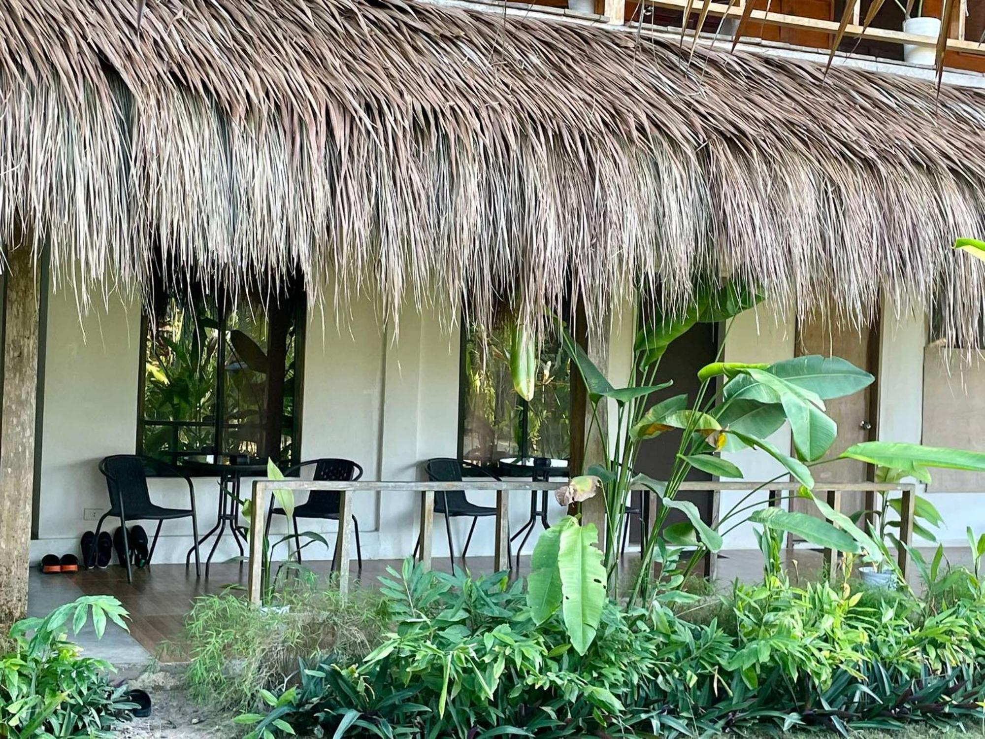 Siargao Sunflower Suites General Luna  Eksteriør billede